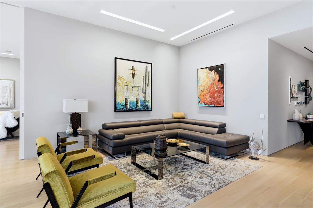 One Arts Plaza Condos - Residential