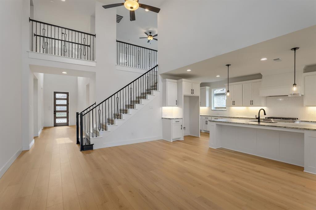 3324 Maidenhair Lane