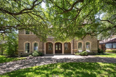 5821 El Campo Avenue Fort Worth TX 76107