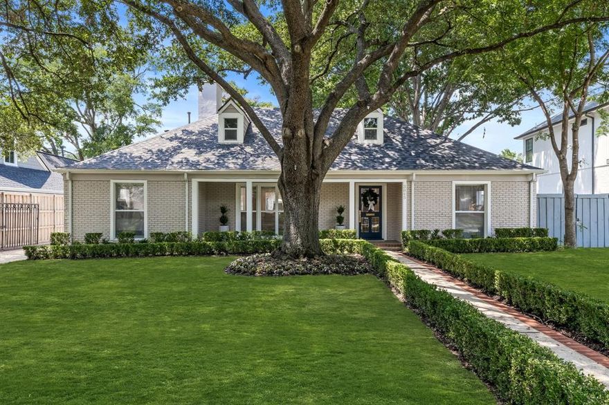 Sophisticated Southern Retreat on prestigious Beverly Drive sitting on fab .238 acres. This home in West Highland Park is not to be missed! Newly renovated showcasing a modern open floor plan with original hardwoods throughout. Large primary bedroom featuring a second fireplace and French doors that open up to the beautiful backyard with heated swimming pool and spa. The primary bathroom offers dual walk-in closets, soaking tub, marble shower, Stark carpets and Schumacher wallpaper. Large additional living space upstairs with a full bath, which could serve as a media or play room. Spacious 408 sq. ft. detached guest quarters that overlook the pool are an added bonus to this charming property.