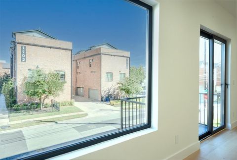 Tiny photo for 1905 Caddo Street, Dallas, TX 75206 (MLS # 20967326)