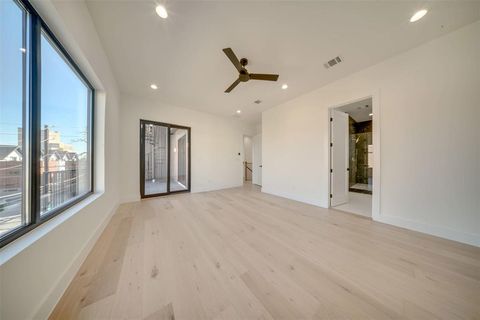 Tiny photo for 1905 Caddo Street, Dallas, TX 75206 (MLS # 20967326)