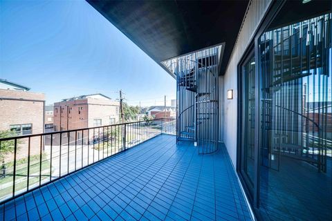 Tiny photo for 1905 Caddo Street, Dallas, TX 75206 (MLS # 20967326)