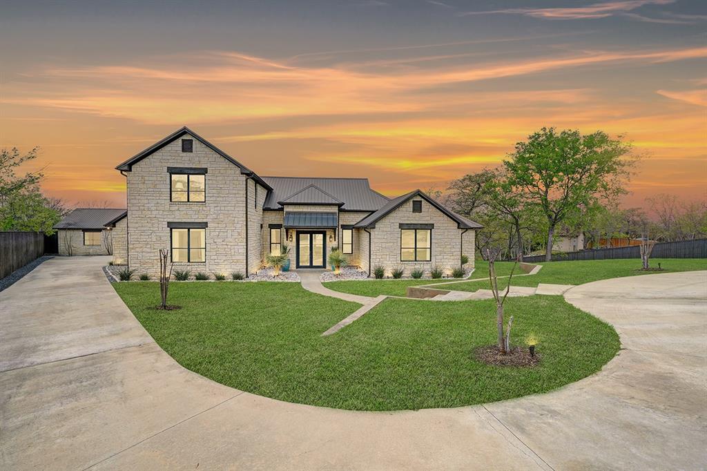 Lakeside Estate - Residential