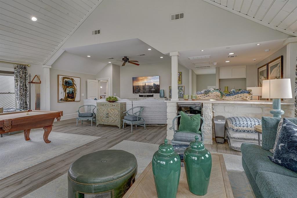 Lakeside Estate - Residential