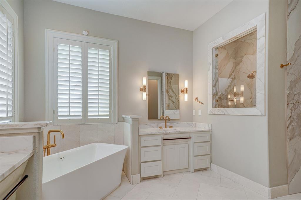 Lakeside Estate - Residential