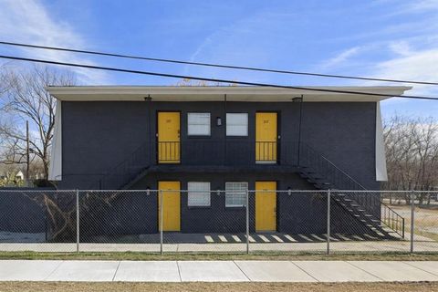 901 Bessie Street Fort Worth TX 76104