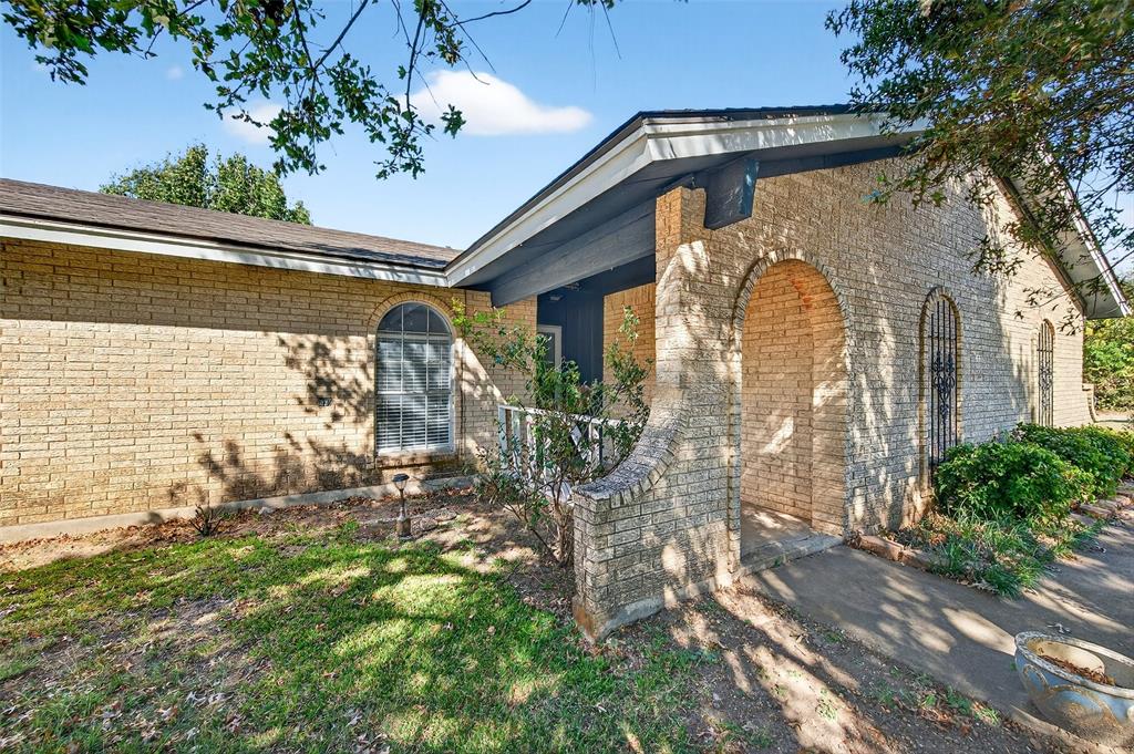 2107 N FM 2729
