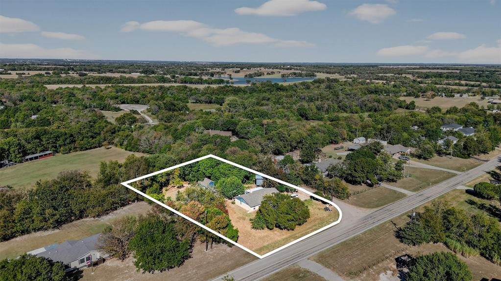 2107 N FM 2729