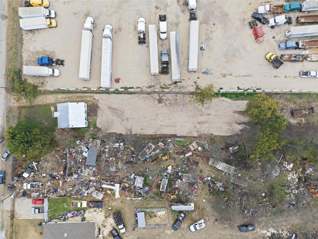 8322 Honeysuckle Lane