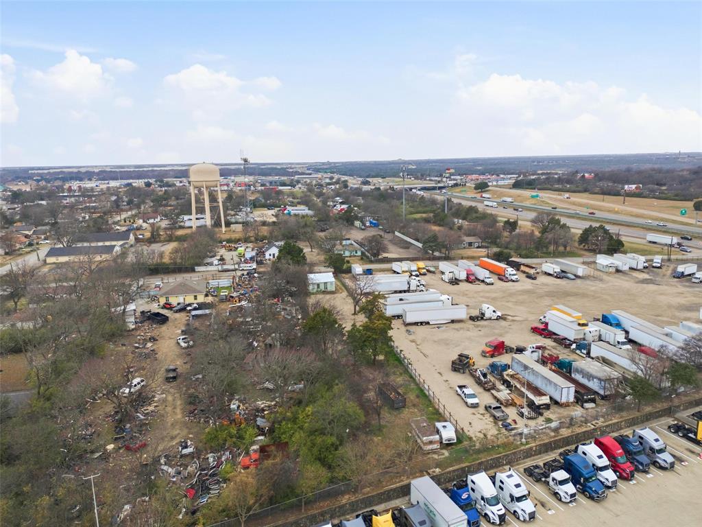 8322 Honeysuckle Lane