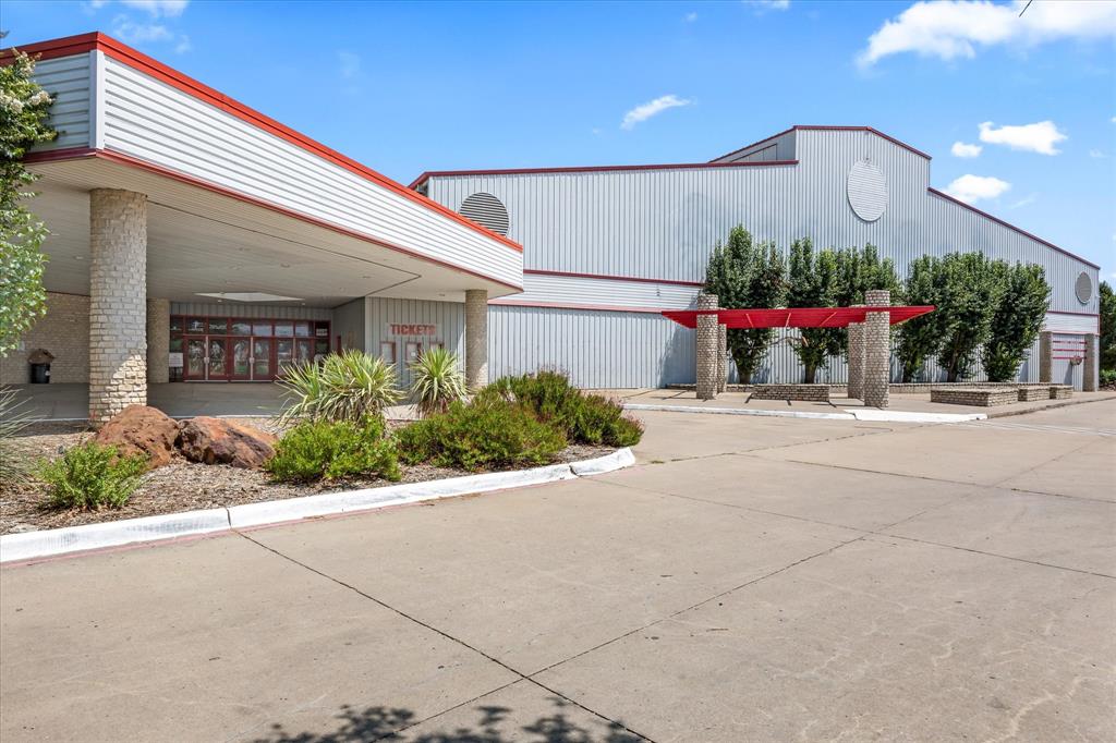 Tract: 168B, Abst: A136, A136 MILAM CO SCH L - Commercial Sale