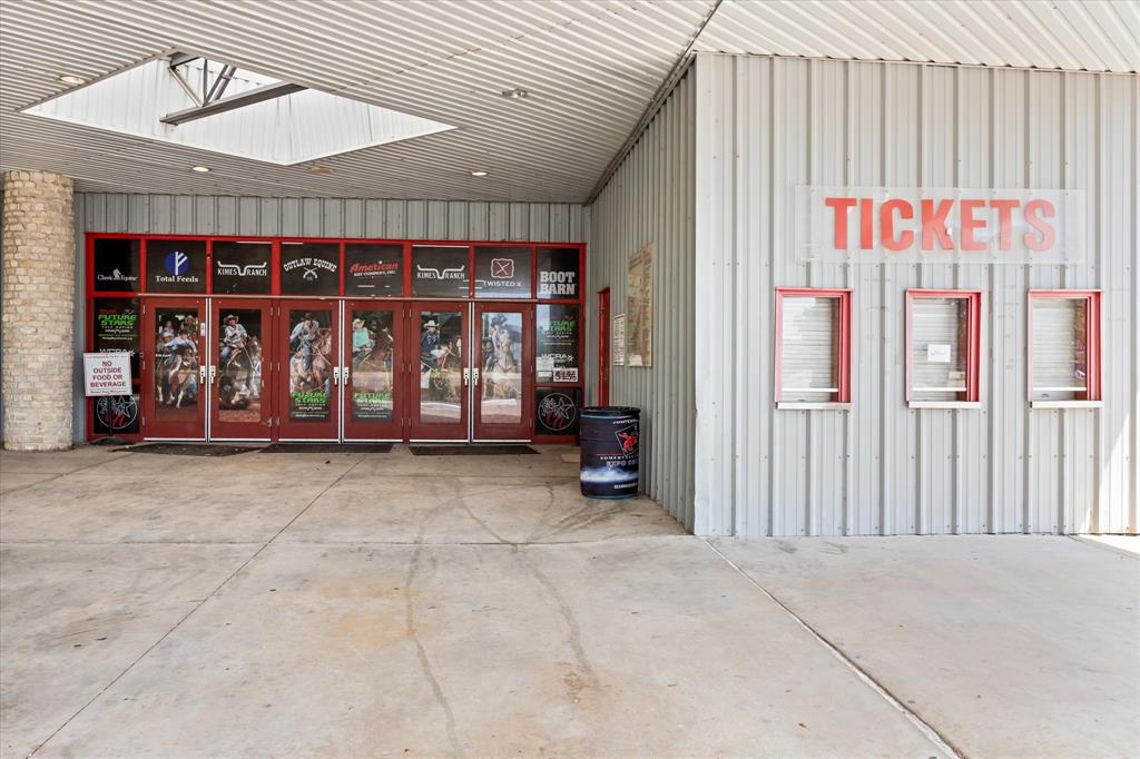 Tract: 168B, Abst: A136, A136 MILAM CO SCH L - Commercial Sale