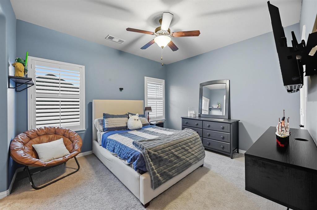 Lantana, Texas 76226, United States, 5 Bedrooms Bedrooms, ,5 BathroomsBathrooms,Residential,Pending,217084