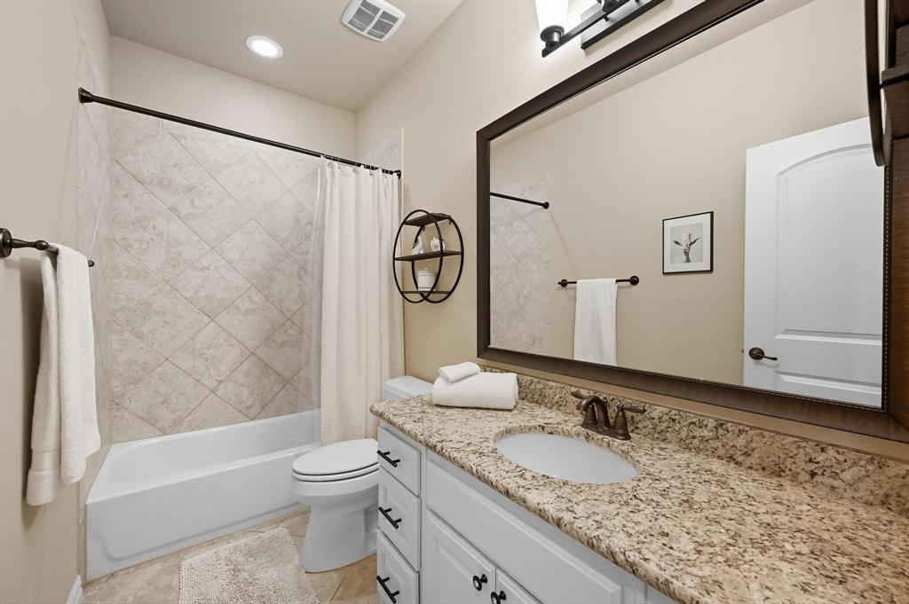 Lantana, Texas 76226, United States, 5 Bedrooms Bedrooms, ,5 BathroomsBathrooms,Residential,Pending,217084