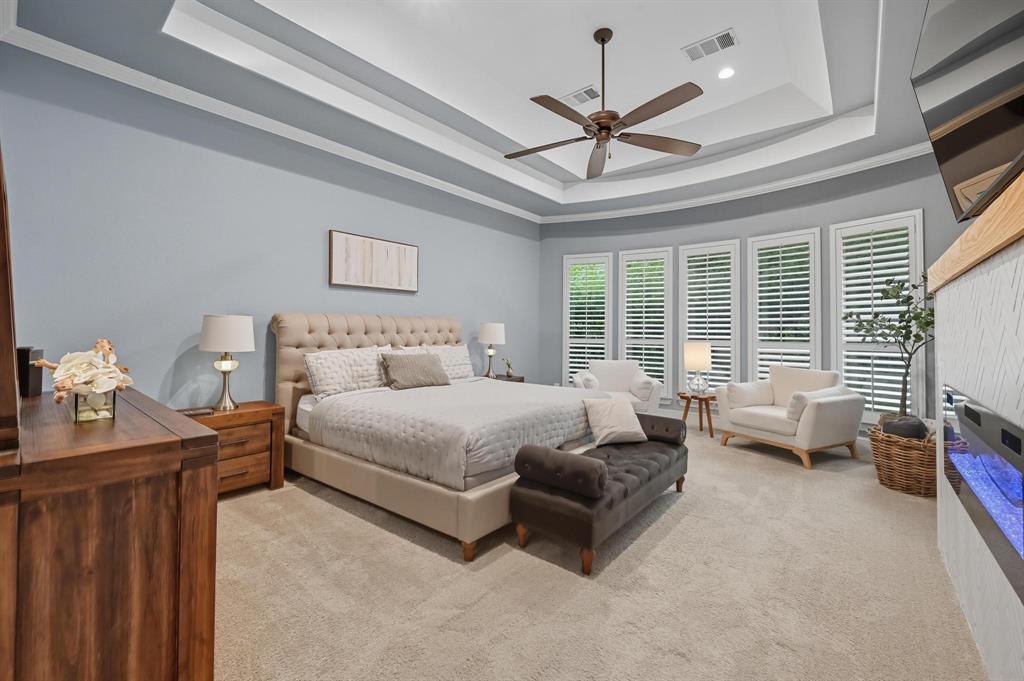 Lantana, Texas 76226, United States, 5 Bedrooms Bedrooms, ,5 BathroomsBathrooms,Residential,Pending,217084