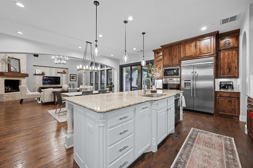 Lantana, Texas 76226, United States, 5 Bedrooms Bedrooms, ,5 BathroomsBathrooms,Residential,Pending,217084