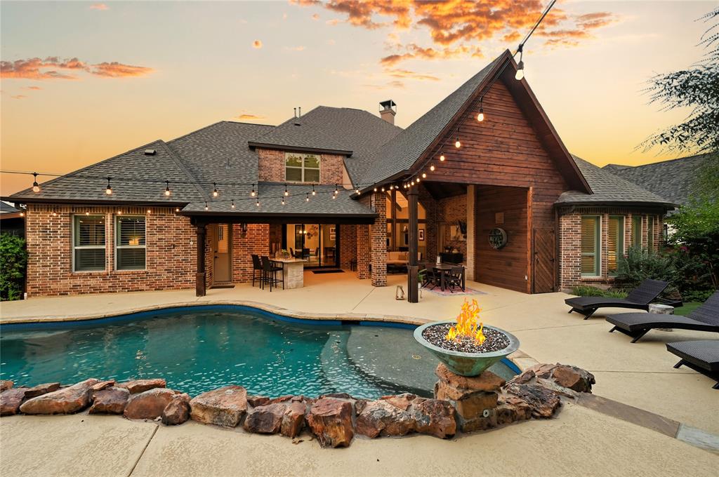 Lantana, Texas 76226, United States, 5 Bedrooms Bedrooms, ,5 BathroomsBathrooms,Residential,Pending,217084