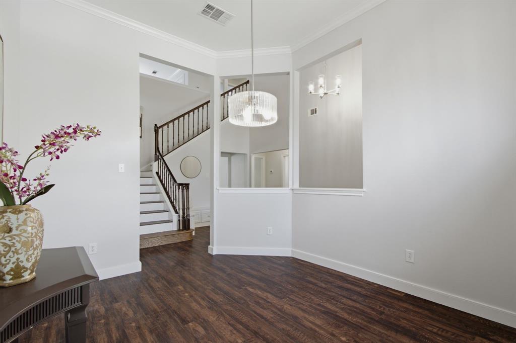6836 Moss Lane