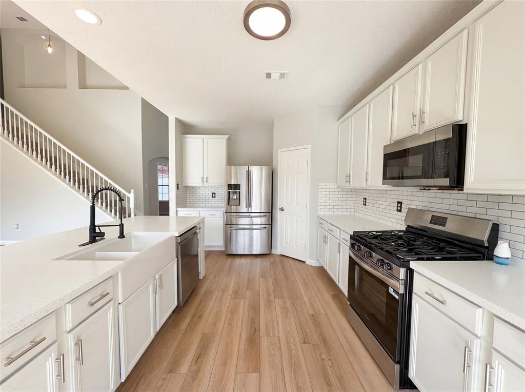 5528 Monthaven Drive