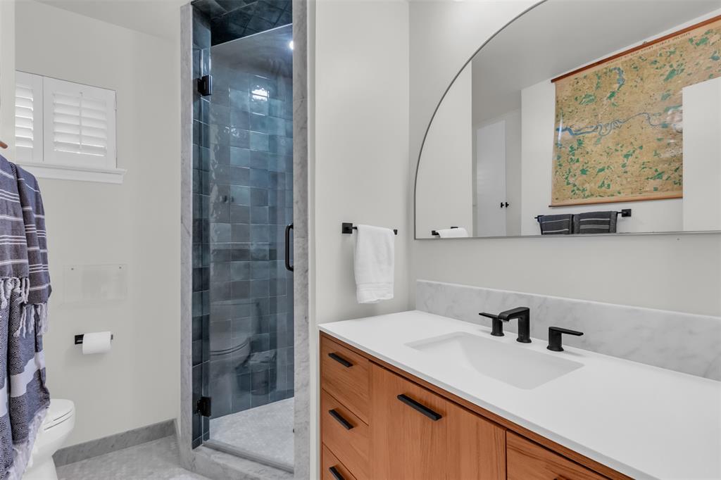 Prestwick Manor Condo - Residential