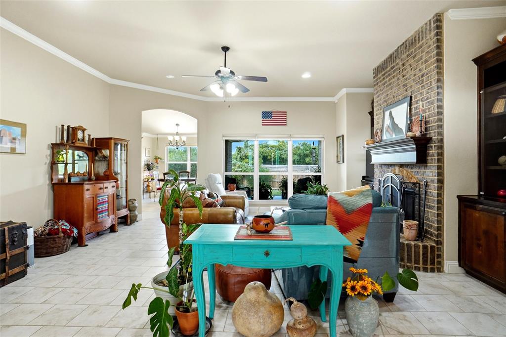 1832 Town Creek Circle