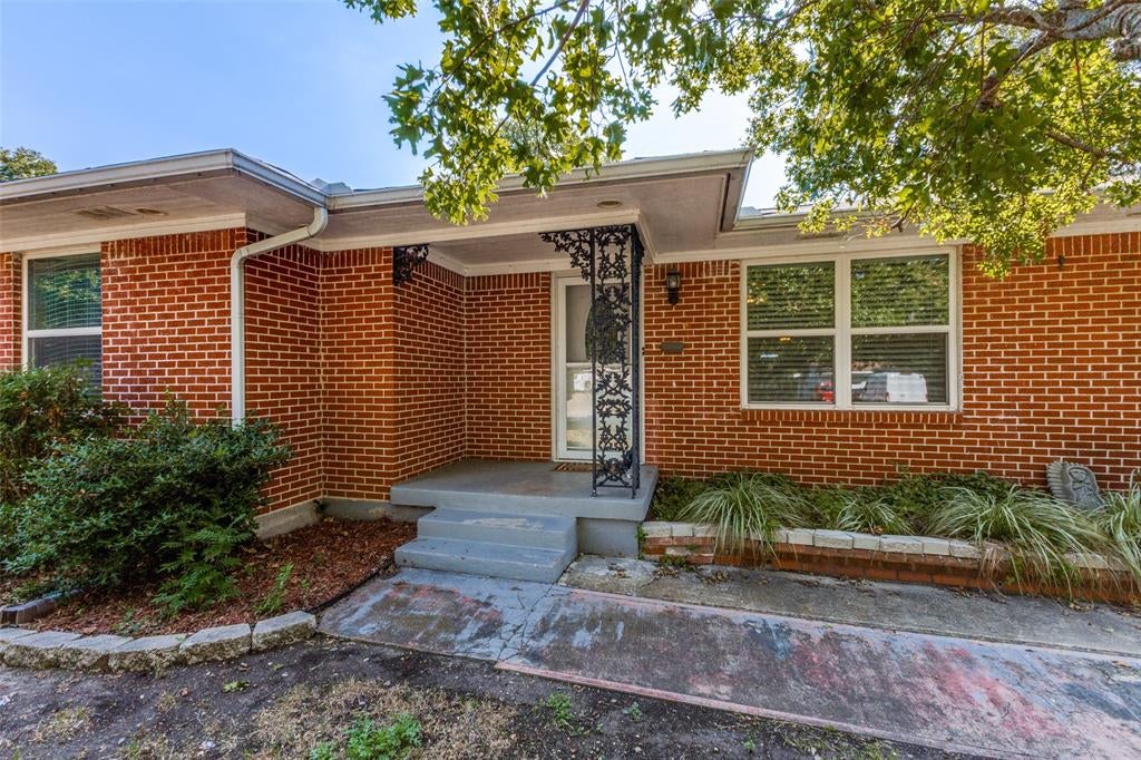10248 San Lorenzo Drive
