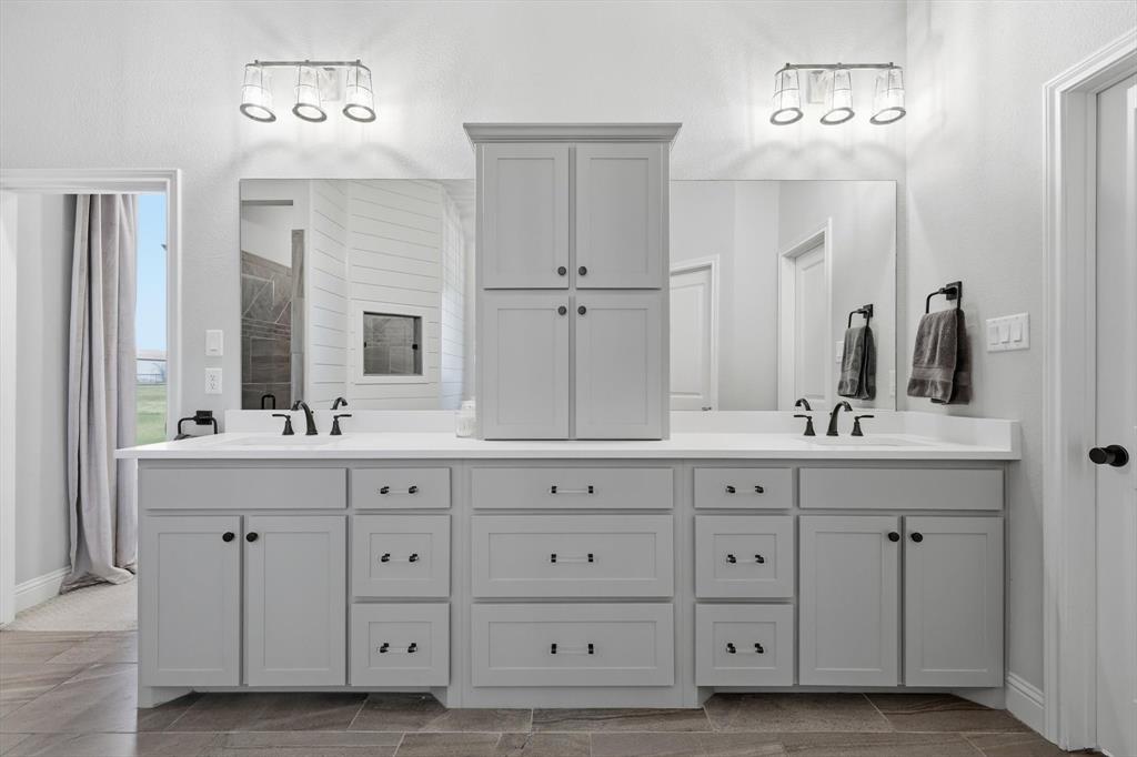 Stanford Estates - Residential