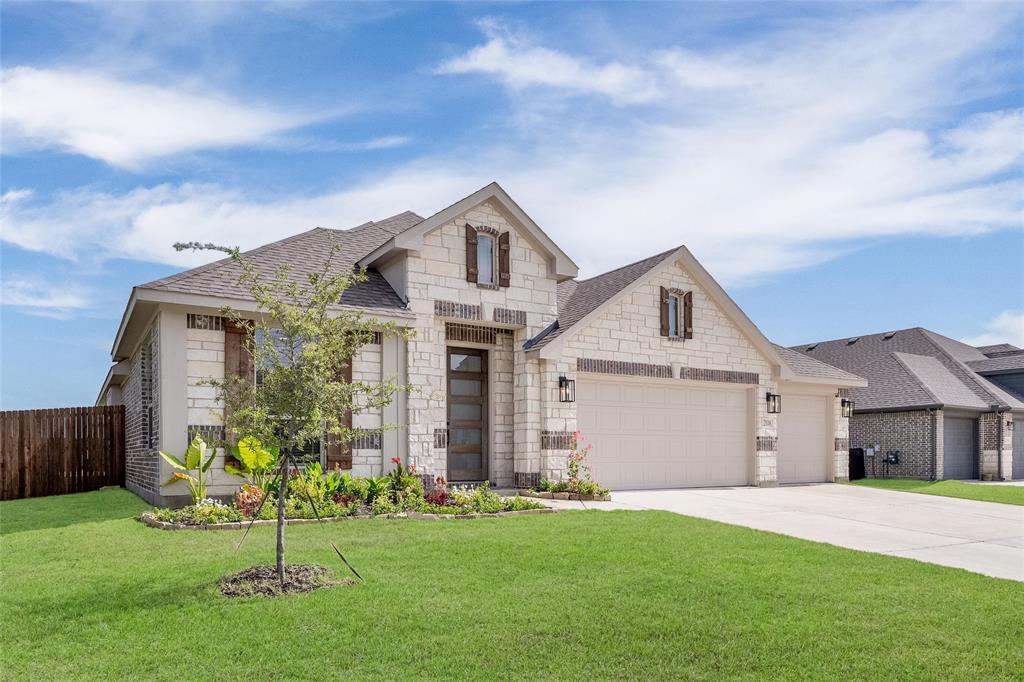 208 Shady Bank Way