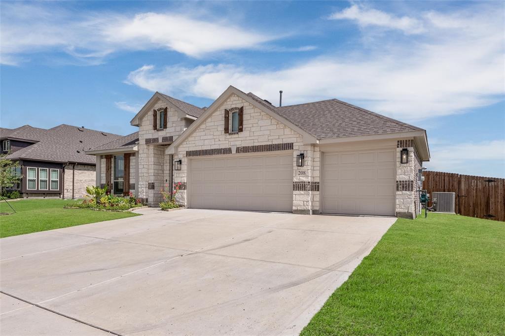 208 Shady Bank Way