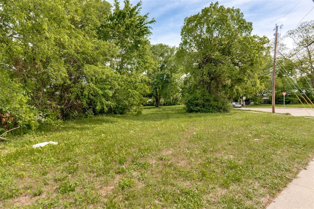 3711 Carpenter Avenue