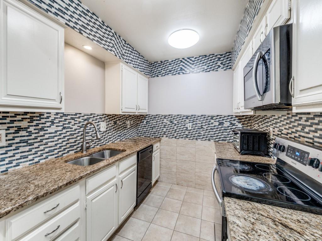 Chimney Hill 04 Instl - Residential