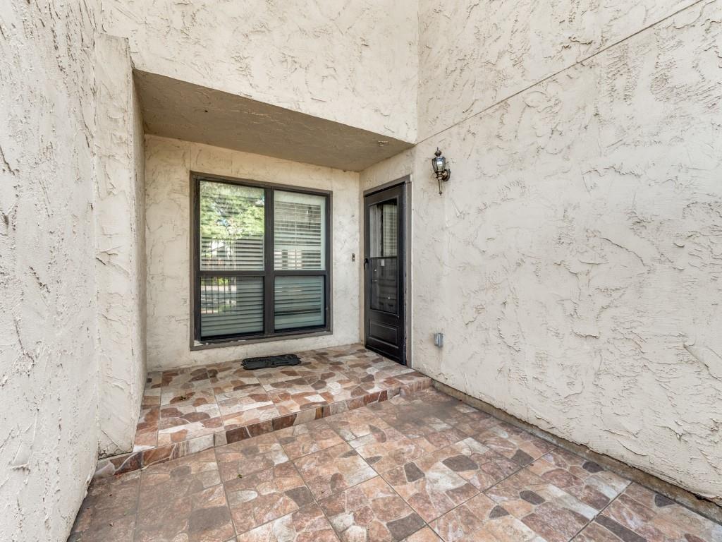 Chimney Hill 04 Instl - Residential