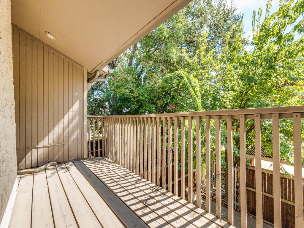 Chimney Hill 04 Instl - Residential