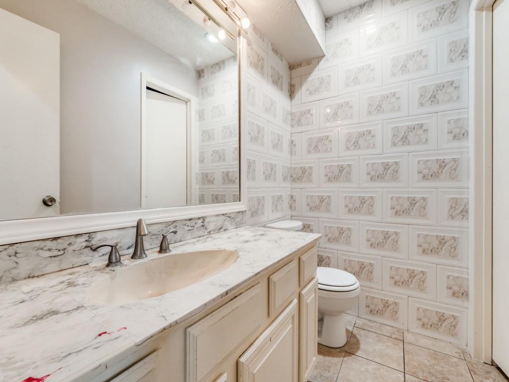 Chimney Hill 04 Instl - Residential