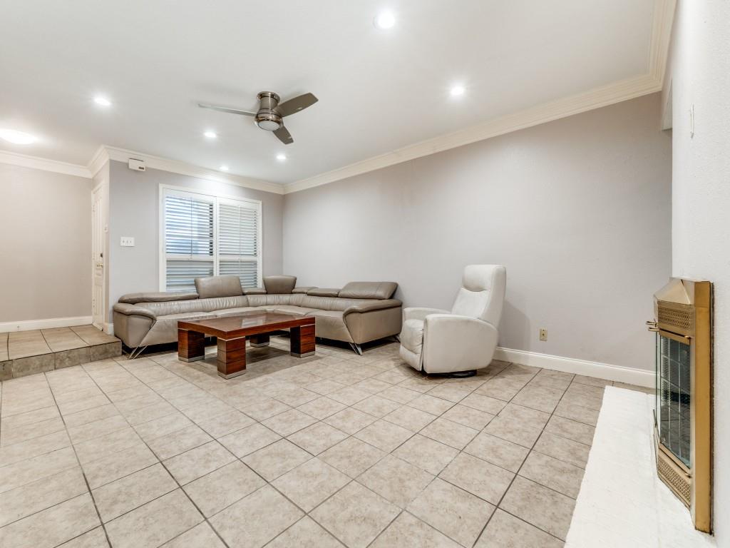 Chimney Hill 04 Instl - Residential