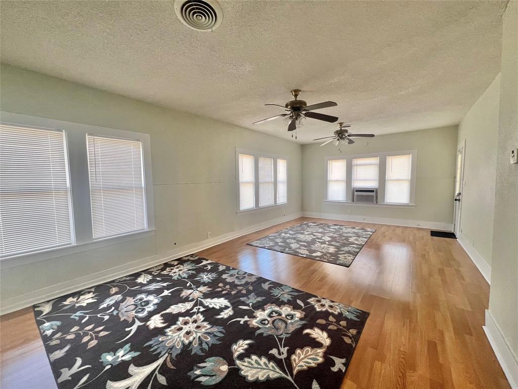 Highland View - Residential