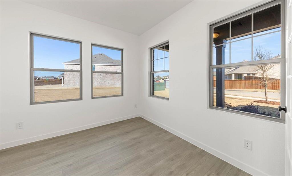 2409 Daisy Lane