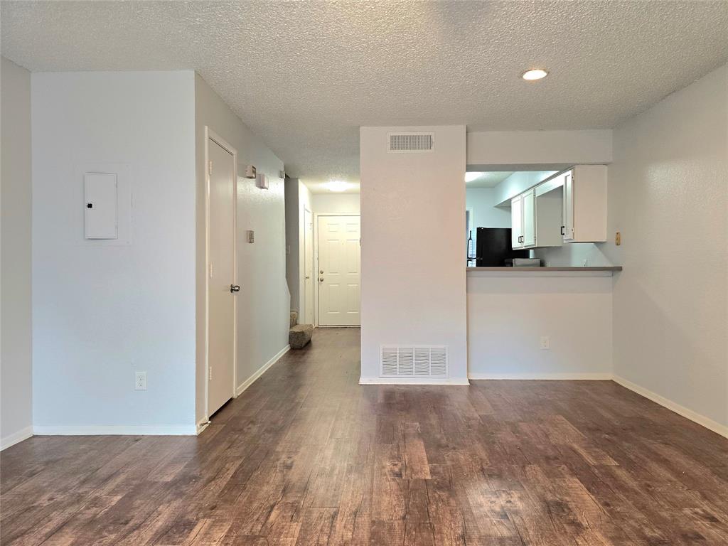 Marine Creek Heights Add - Residential Lease