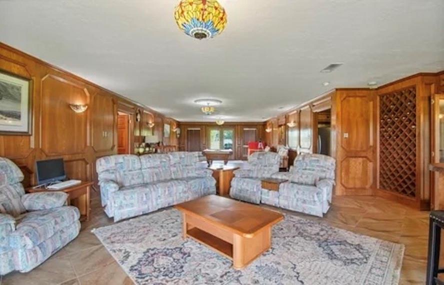 11074 W 64 (3 Homes+50ac) Highway