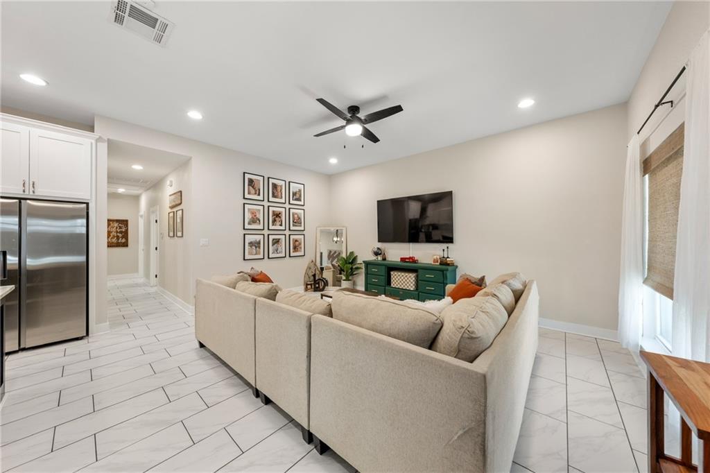 GREEN ACRES - Residential