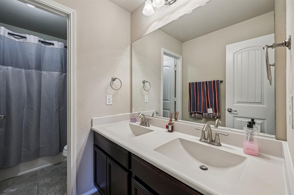 Mistletoe Hill Ph VI & Vii - Residential