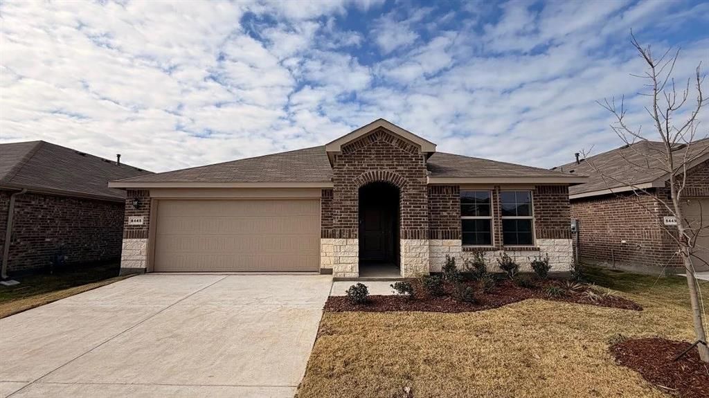 Photo of 8440 Hollymead Lane, Fort Worth, TX 76131 (MLS # 21215381)