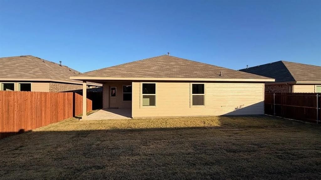 Photo of 8440 Hollymead Lane, Fort Worth, TX 76131 (MLS # 21215381)