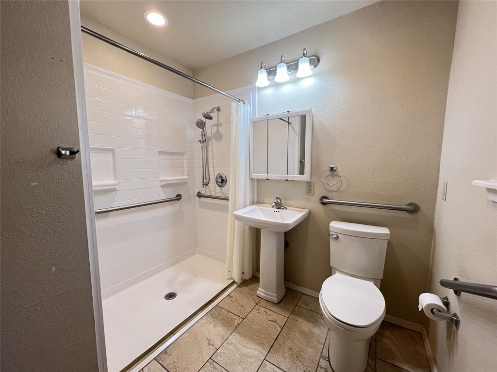 Forrest Hills - Residential