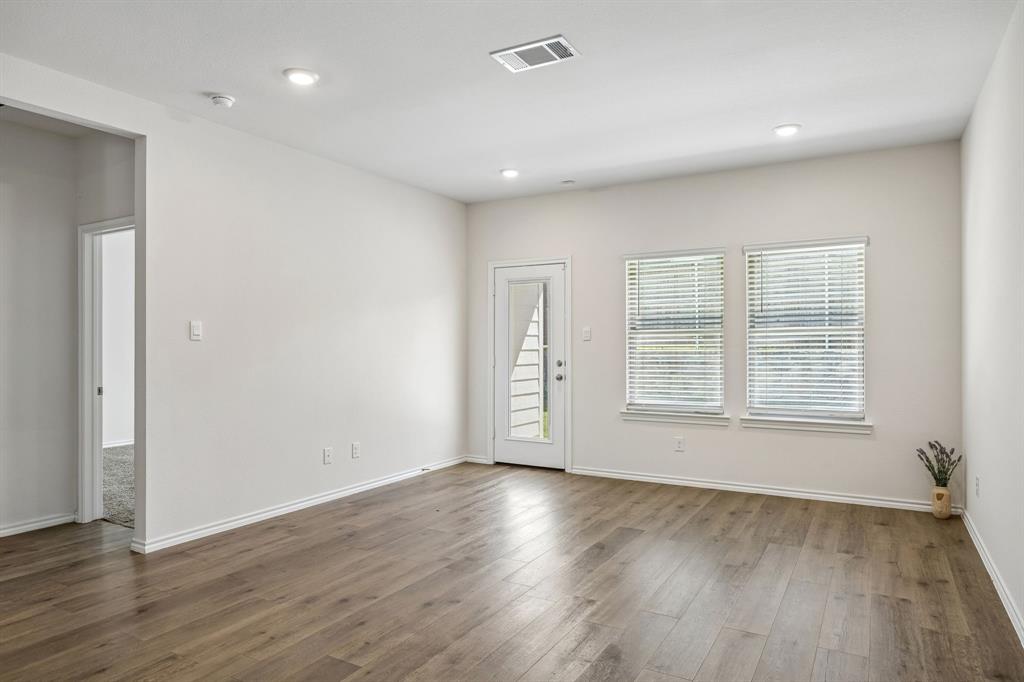 Magnolia PH 10 - Residential