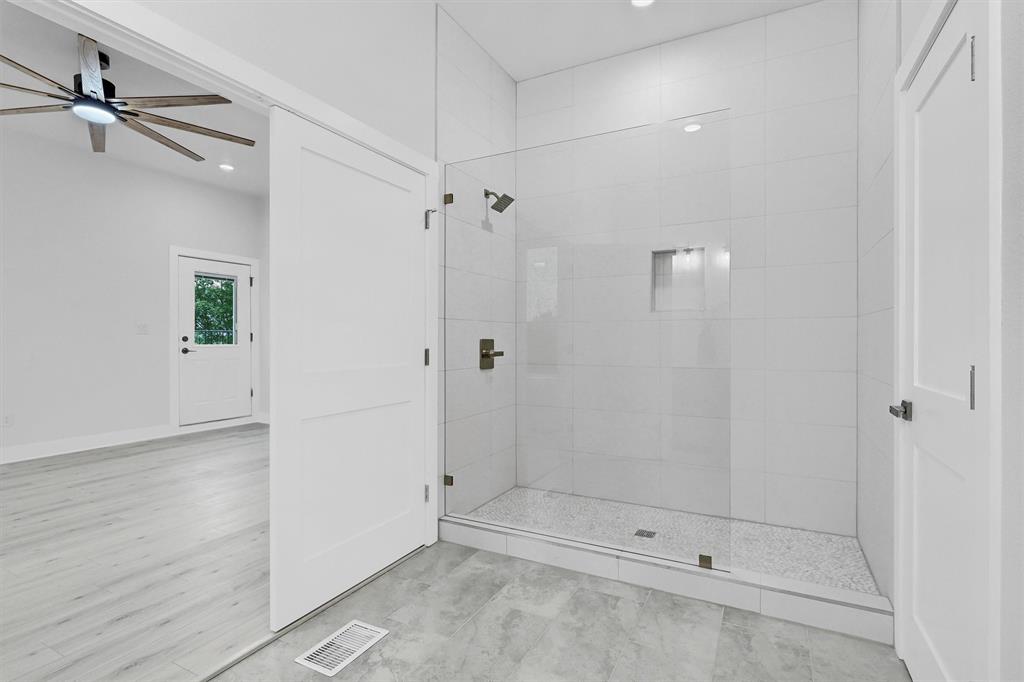 Bentwood Acres - Residential