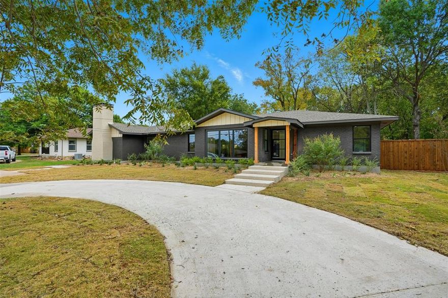 This beautiful property is Nestled on half an acre of beautifully landscaped land which offers privacy, luxury, and modern efficiency all in one perfect package.
Step inside to find gorgeous brand new red oak floors that flow seamlessly through every space, complemented by exquisite luxury tile in every bathroom, creating an elegant and cohesive look.
The kitchen and bathrooms are designed with luxury in mind—featuring premium finishes, sleek fixtures and top-of-the-line Delta plumbing fixtures that combine style with durability.
Enjoy peace of mind with brand new mechanical, electrical, and plumbing systems, all engineered to meet current city codes and compliance standards, certified energy efficient and up to date.
New windows provide natural light and energy savings, while spray foam insulation ensures your home stays cozy and efficient year-round. Every detail, from the sheetrock to the plumbing fixtures has been thoughtfully updated for modern living.