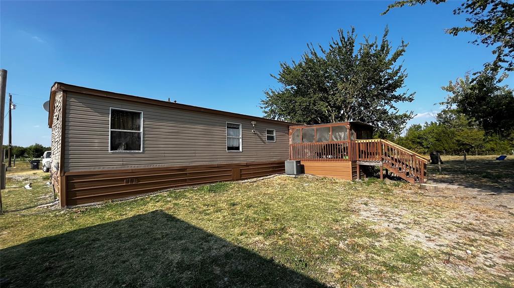 16658 County Road 558