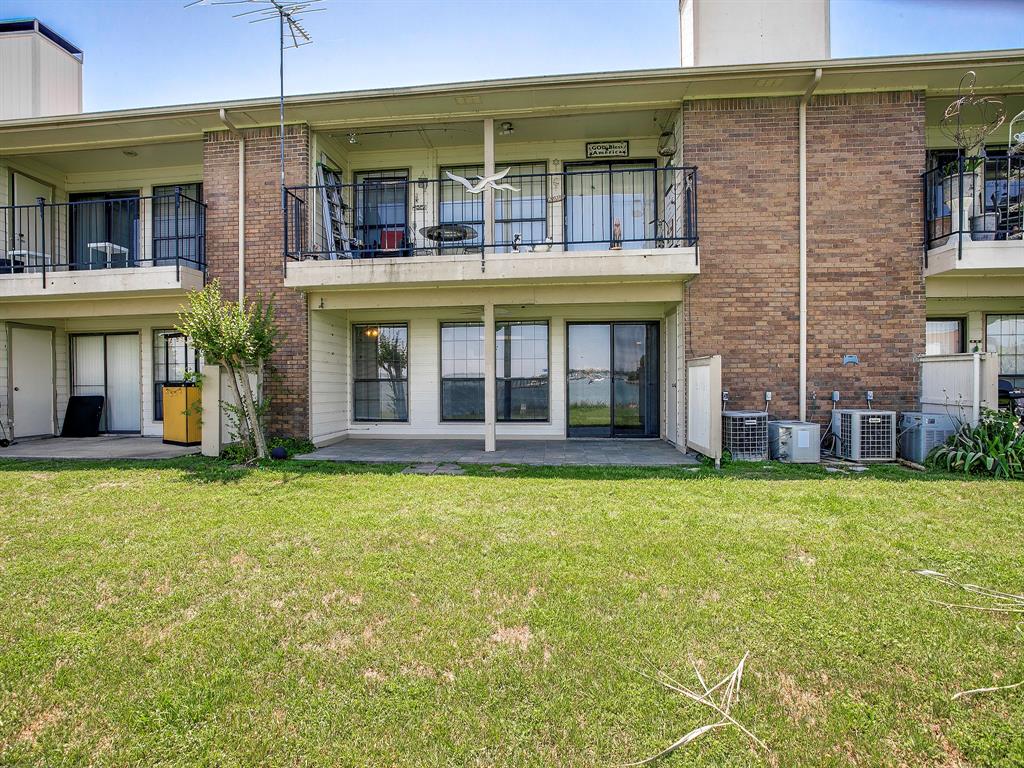 Faulkner Point 01 - Residential Income